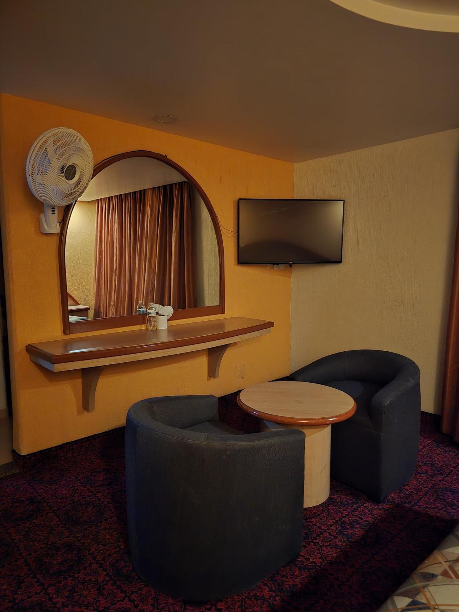 Hotel Gran Vía Mexico-stad Buitenkant foto